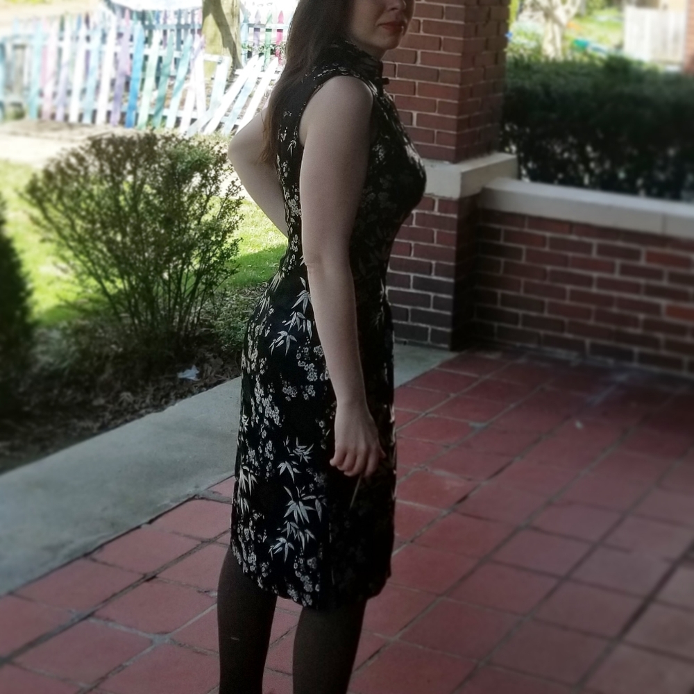 Vintage Brocade Black and Silver Cheongsam Dress